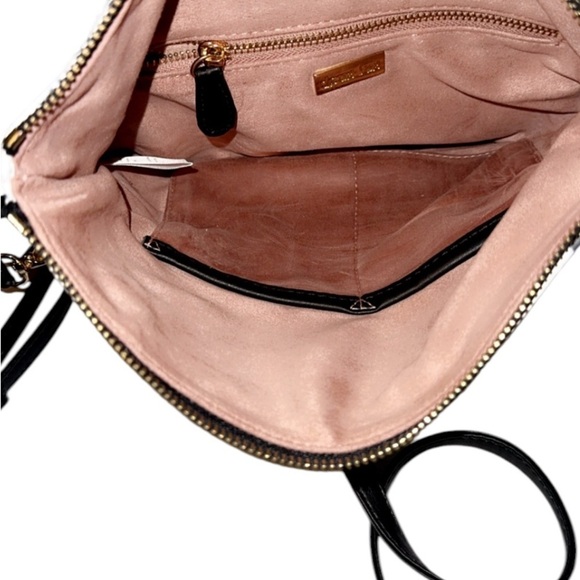 Deux Lux purse that turn into a super cute clutch. - Picture 8 of 10